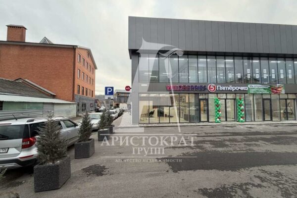 Коммерческая, 72.8 кв.м — Пятигорск, Первомайская улица, 81кЯ
