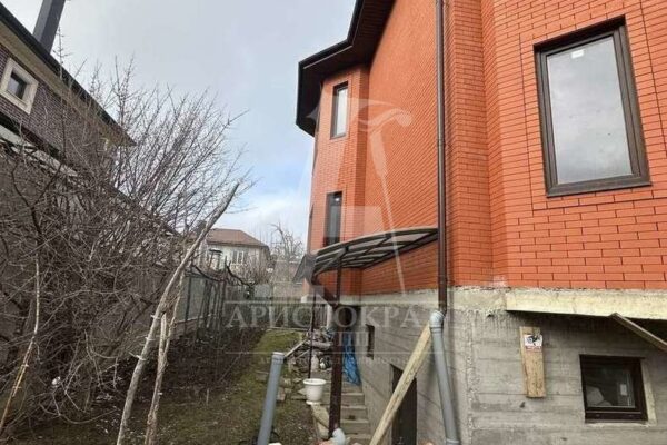 Дом, 348 кв.м — Пятигорск, 3-я Дачная улица, 36