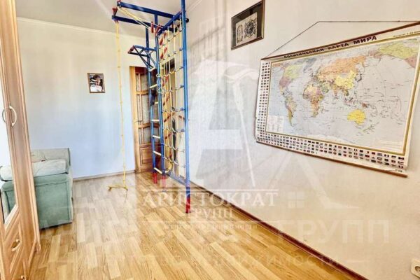 4-комн. квартира, 93.7 кв.м — Пятигорск, Украинская улица, 33