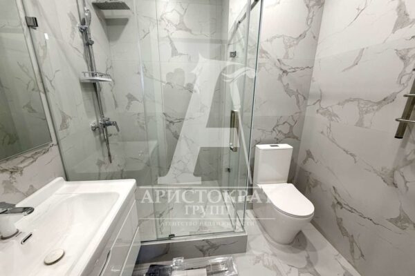 2-комн. квартира, 60 кв.м — Пятигорск, Первомайская улица, 70