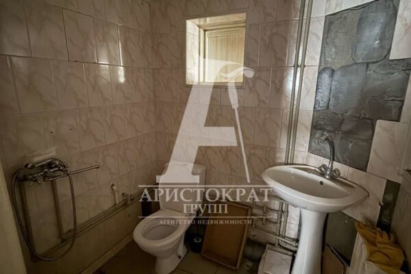Коммерческая, 180 кв.м — Пятигорск, Нежнова улица, 2
