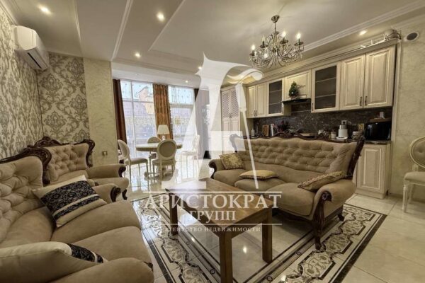 2-комн. квартира, 85 кв.м — Пятигорск, Железнодорожная улица, 123